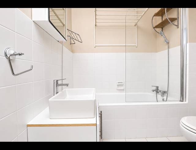 1 BEDROOM FLAT FOR SALE IN ESSENWOOD